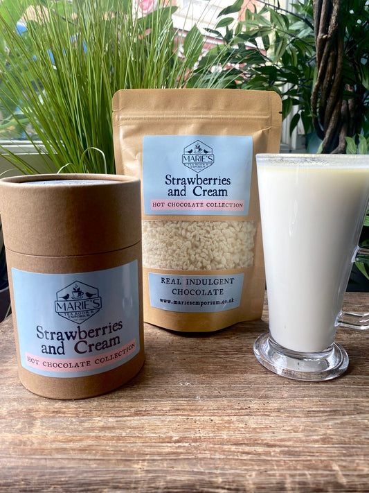 Hot Chocolate - Strawberries and Cream White