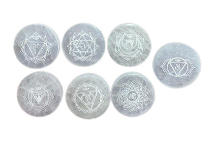 Carved - Charging plate (6cm) - Chakra 7 Set - Selenite