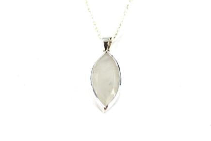 Necklace - .925 Silver - Rainbow Moonstone